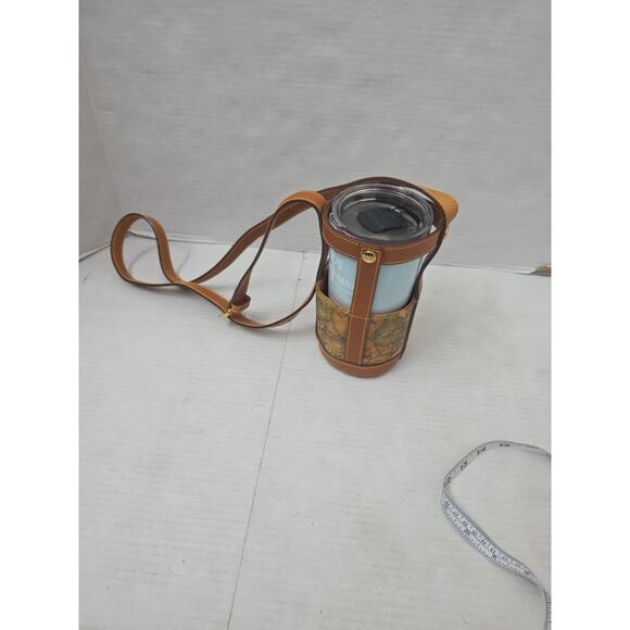 Alviero Martini 1ª Classe Geo Classic Bottle Carrier – Vintage World Map Leather - Picture 8 of 8